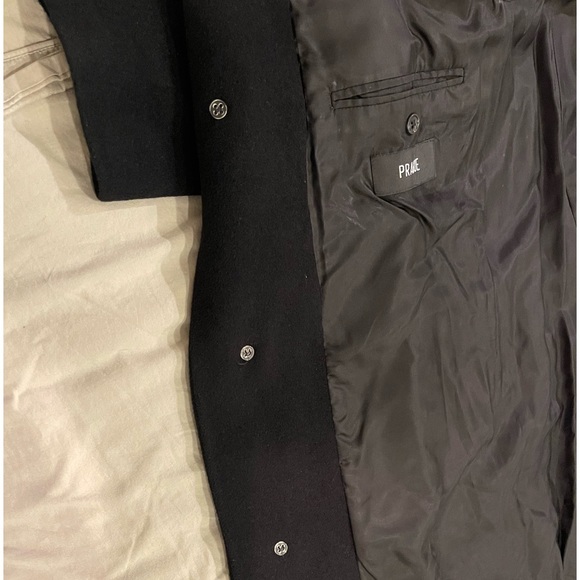 Designer cashmere and wool black men’s suit overcoat. - Picture 4 of 8